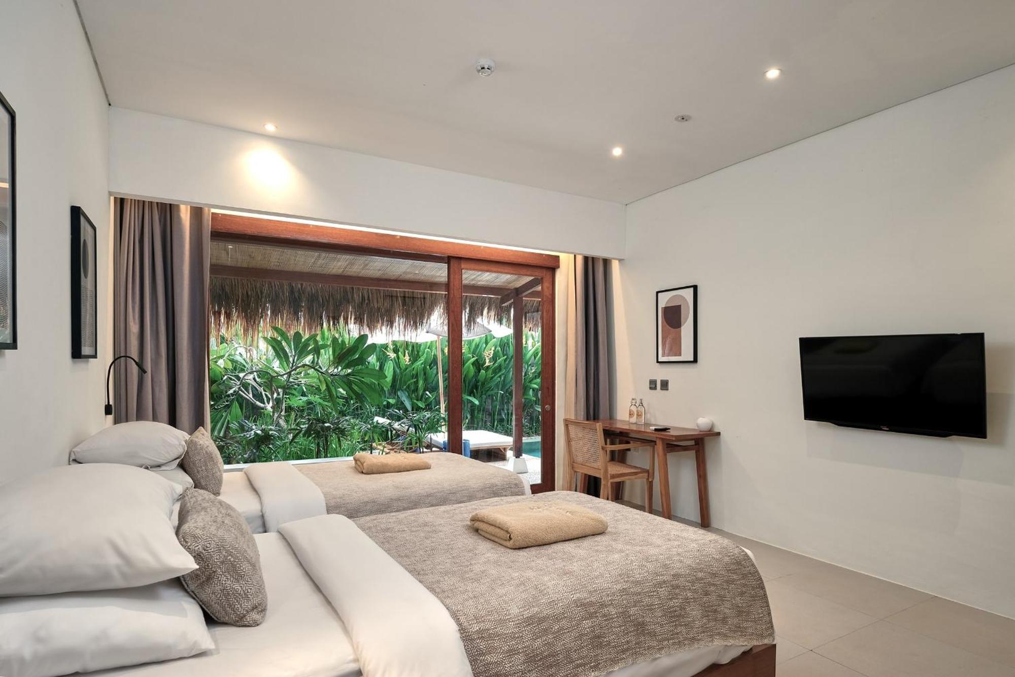 Amber Lombok Beach Resort セロング・ベラナク エクステリア 写真