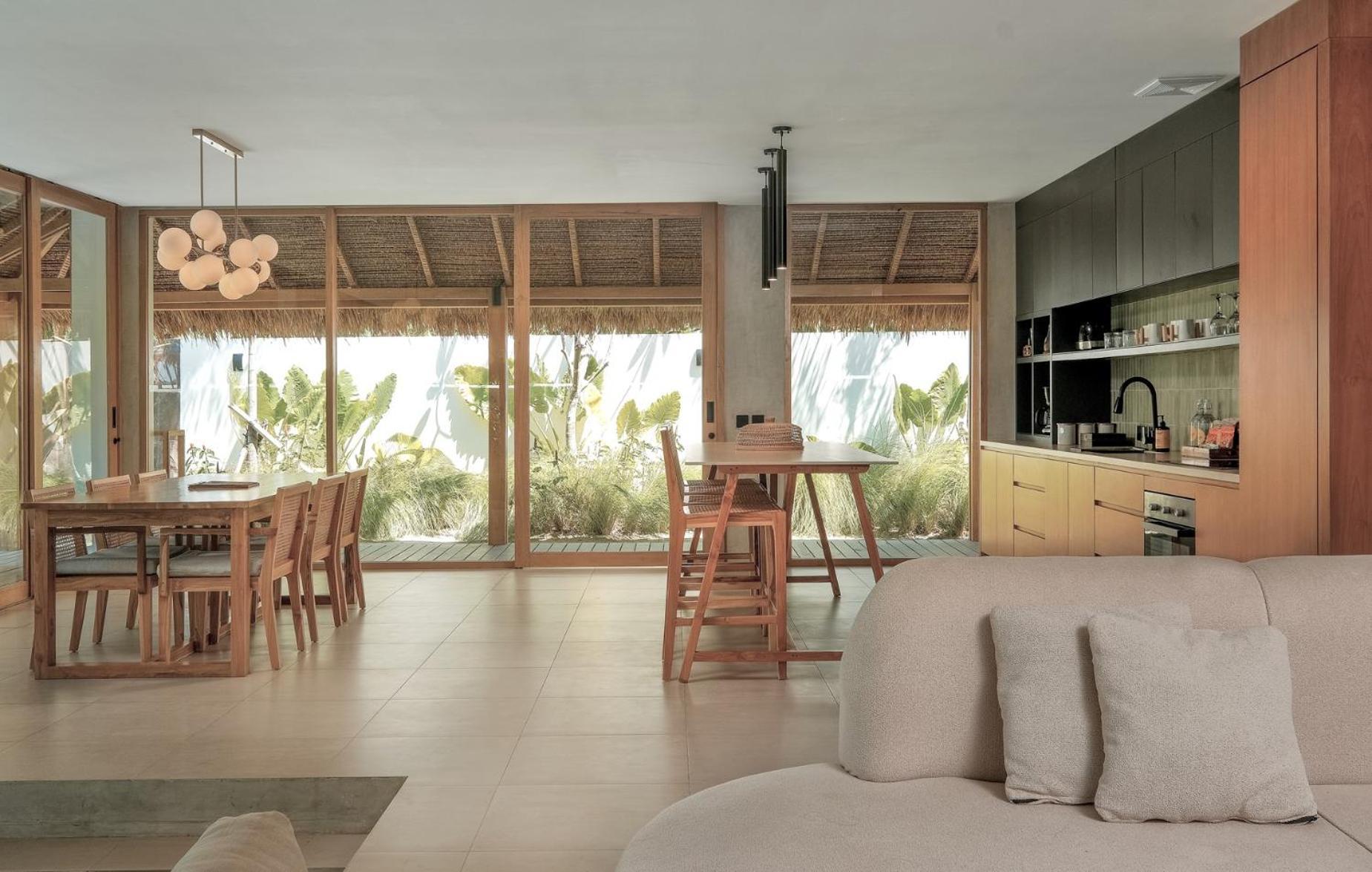 Amber Lombok Beach Resort セロング・ベラナク エクステリア 写真