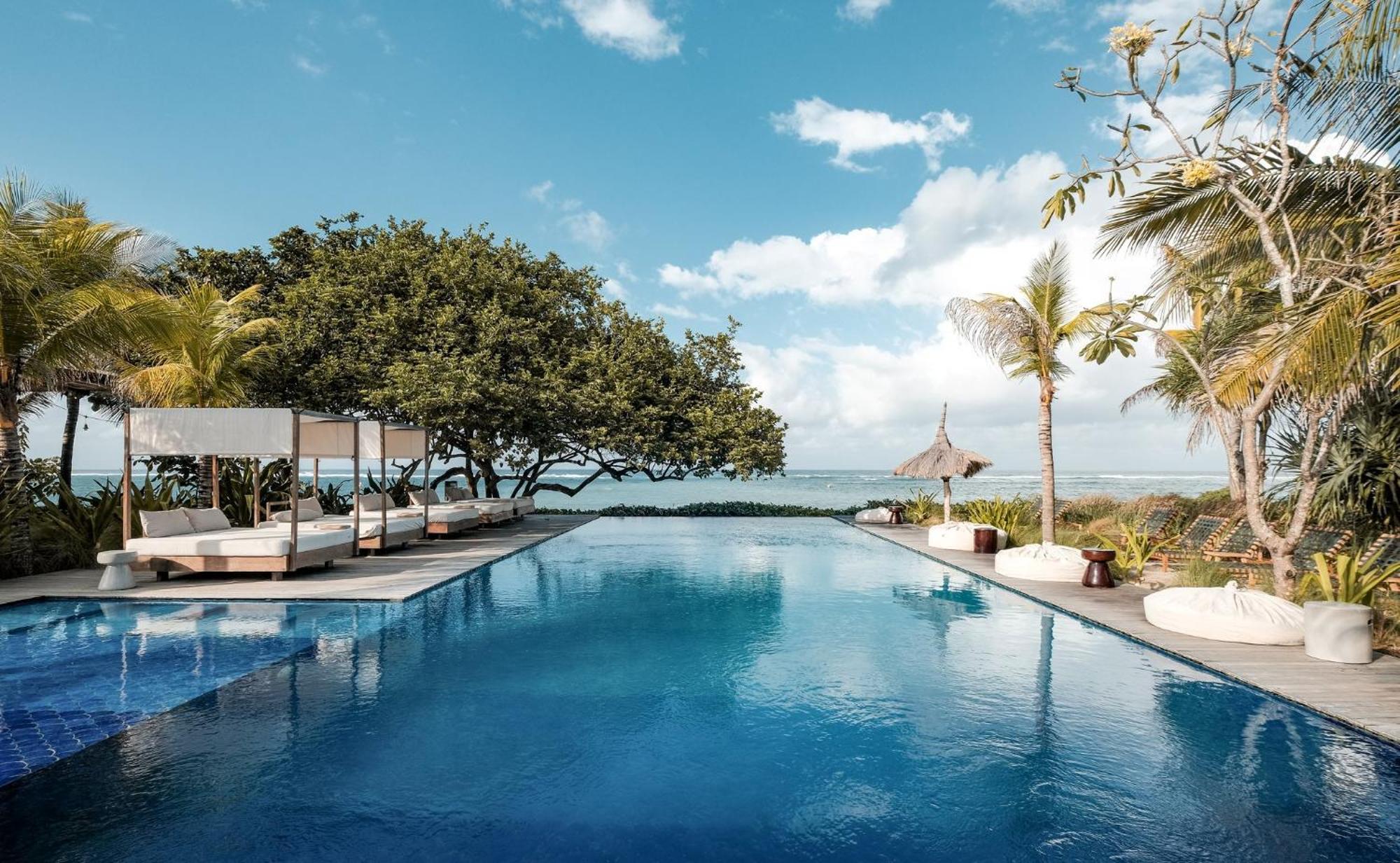 Amber Lombok Beach Resort セロング・ベラナク エクステリア 写真
