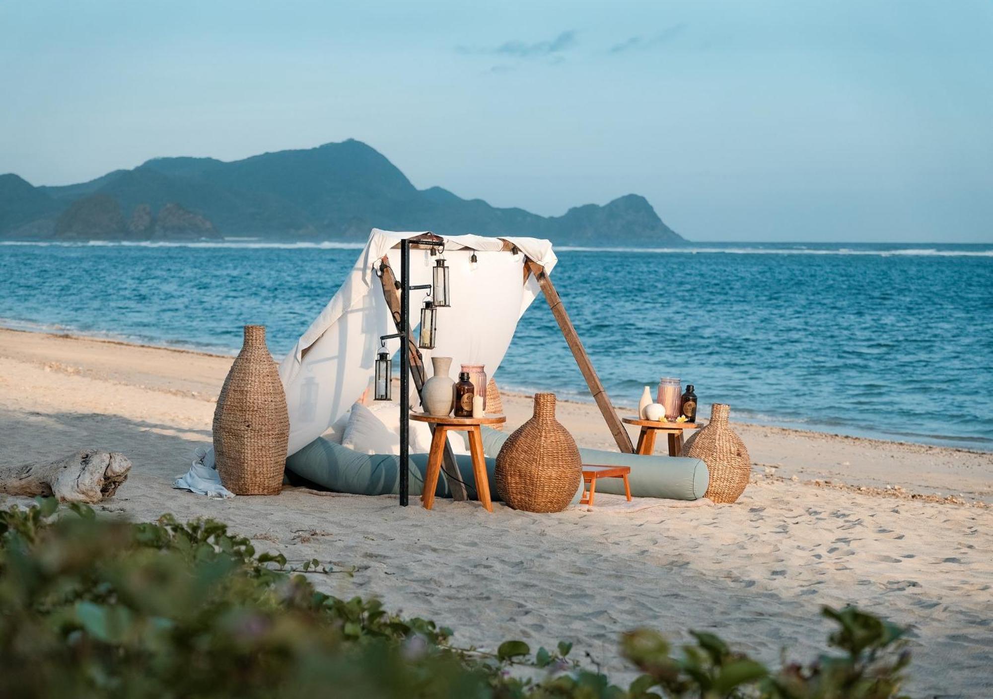 Amber Lombok Beach Resort セロング・ベラナク エクステリア 写真