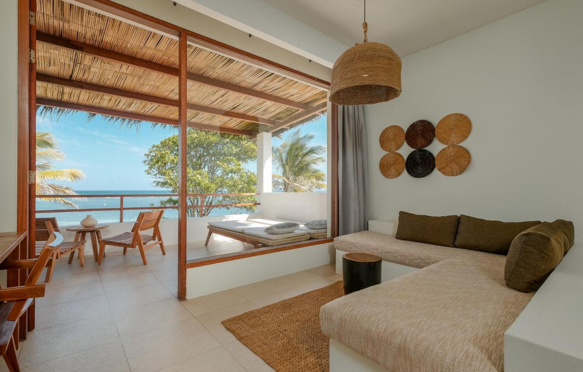 Amber Lombok Beach Resort セロング・ベラナク エクステリア 写真